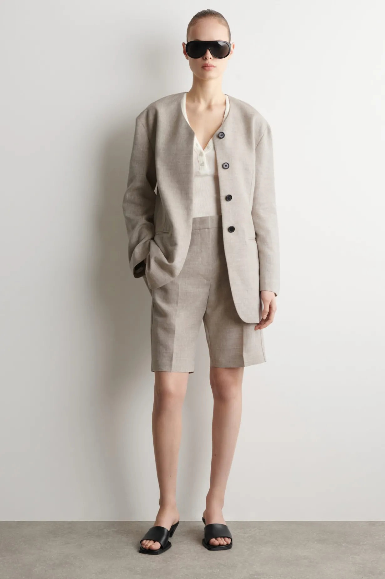 ELEGANTE LEINEN-SHORTS