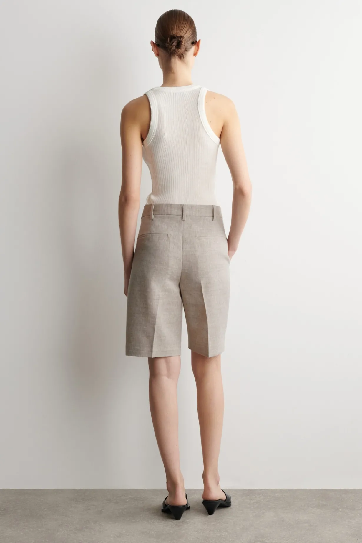 ELEGANTE LEINEN-SHORTS