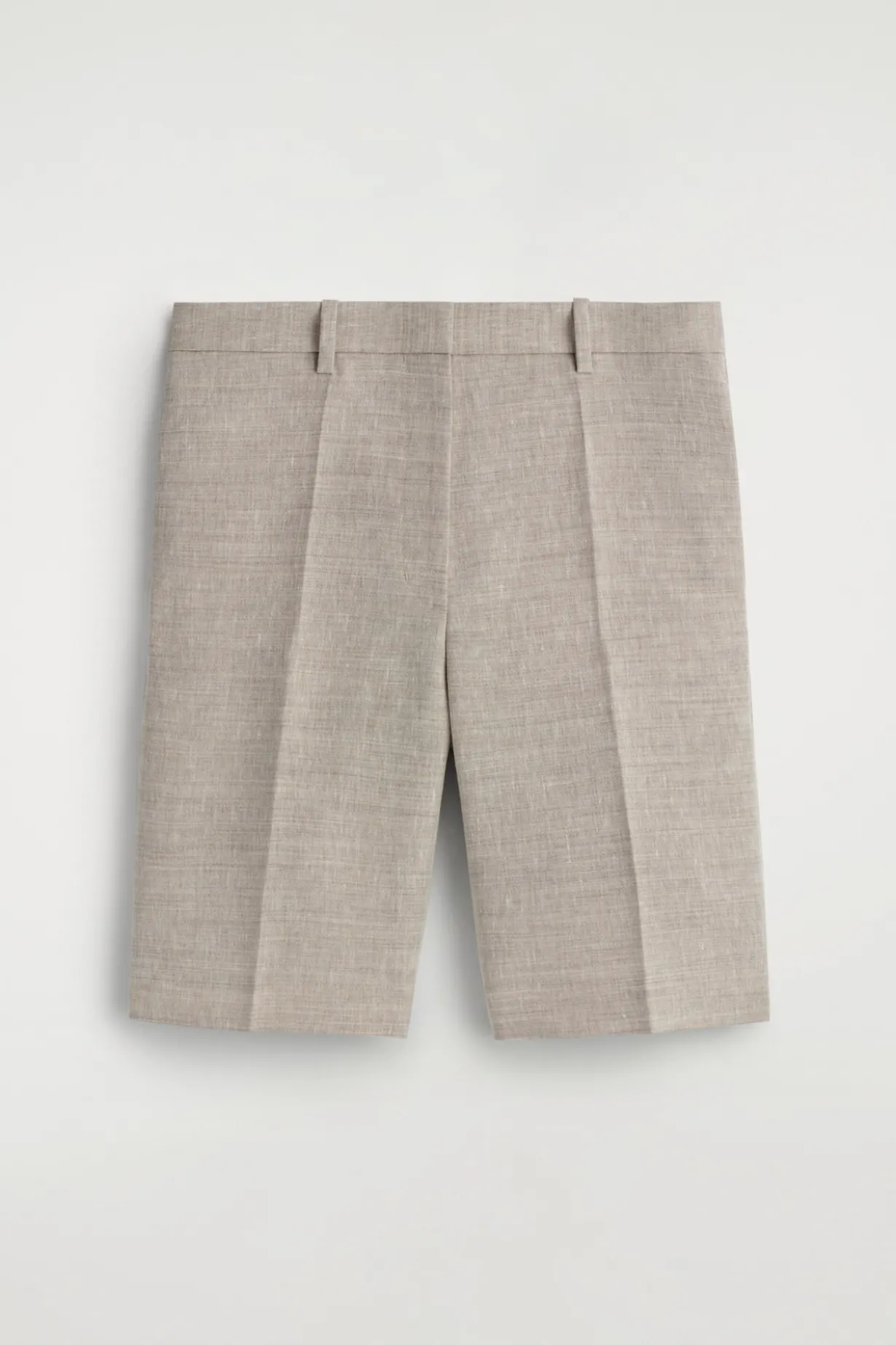 ELEGANTE LEINEN-SHORTS
