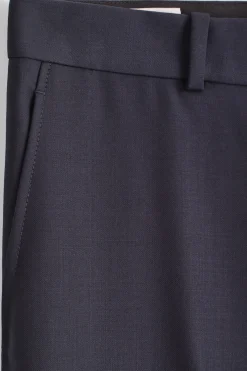 ELEGANTE WOLLHOSE MIT GERADEM BEIN