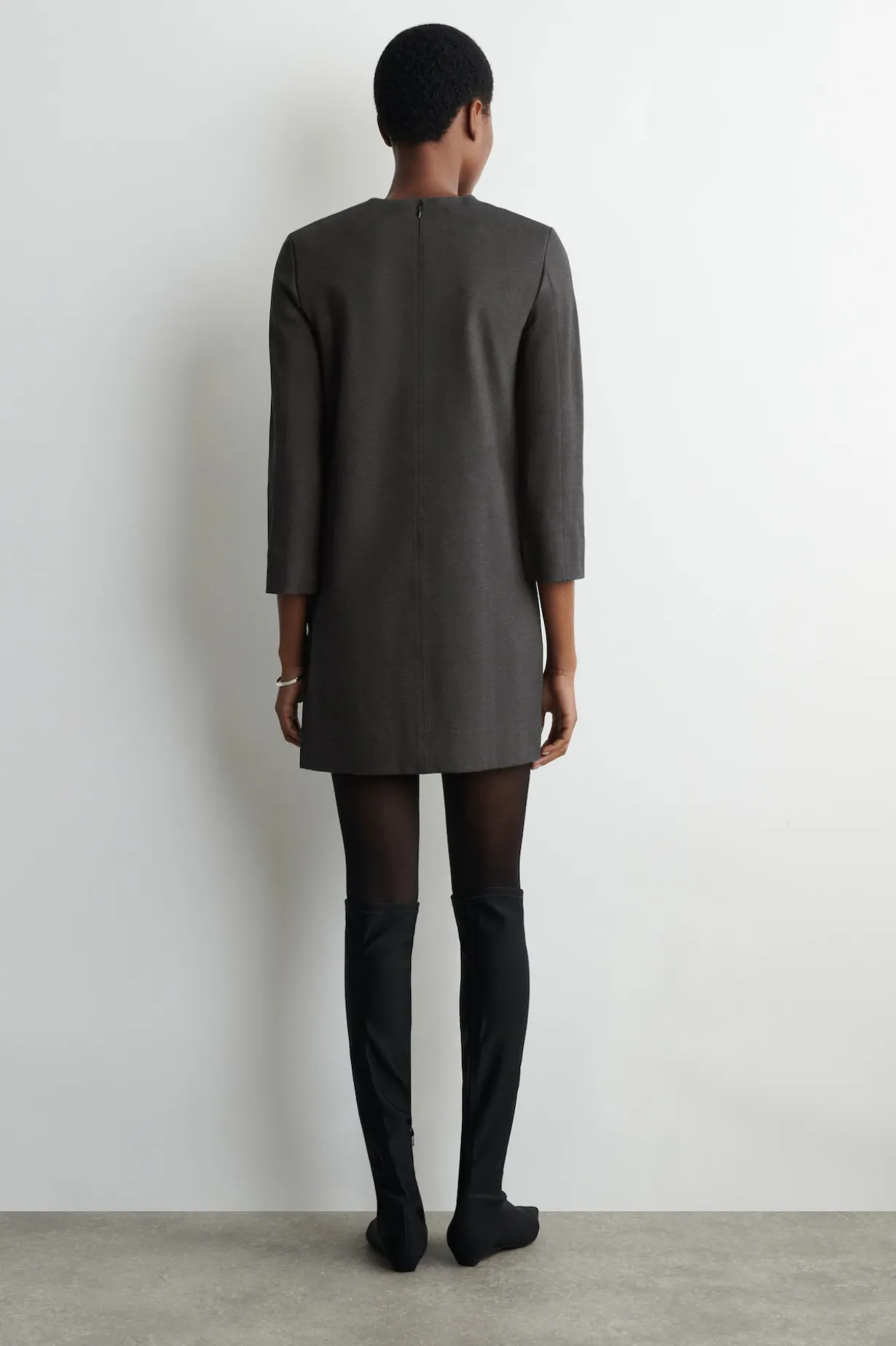 ELEGANTES MINIKLEID AUS JERSEY