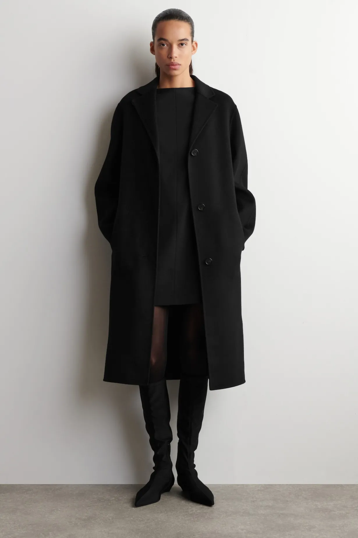 ELEGANTES MINIKLEID AUS MERINOWOLL-MIX