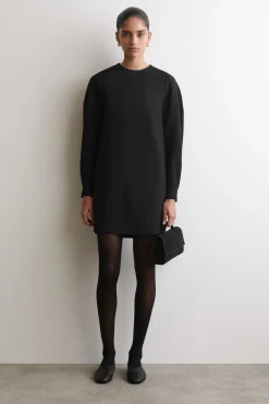 ELEGANTES MINIKLEID MIT LANGEN ÄRMELN