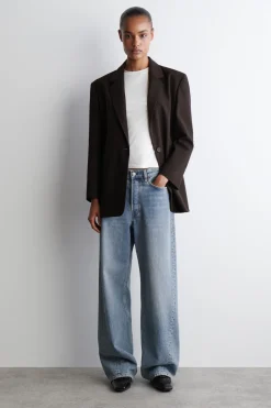 FACADE JEANS MIT GERADEM BEIN