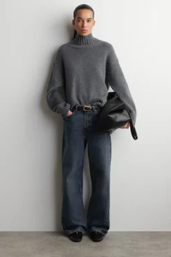 FACADE JEANS MIT GERADEM BEIN