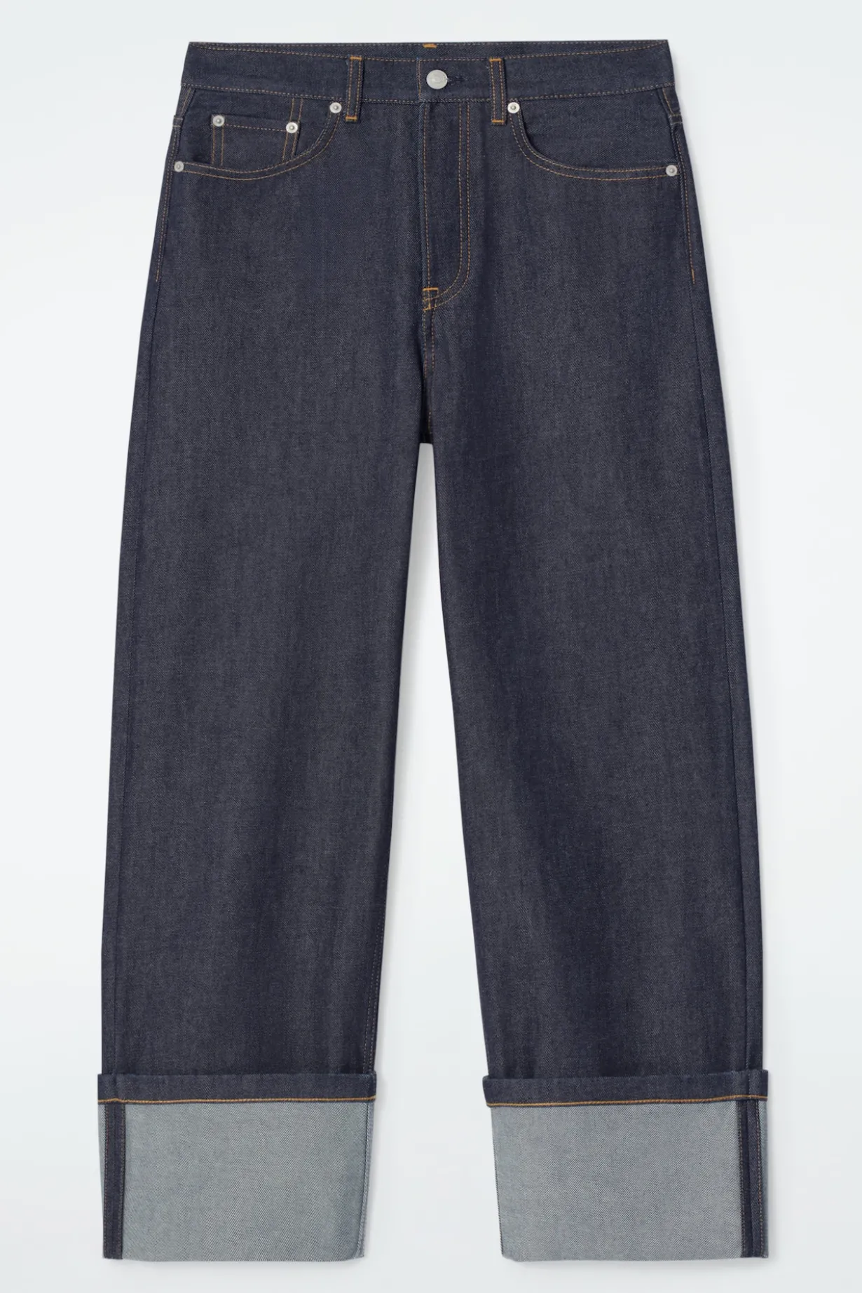 FACADE JEANS MIT GERADEM BEIN UND UMSCHLAG