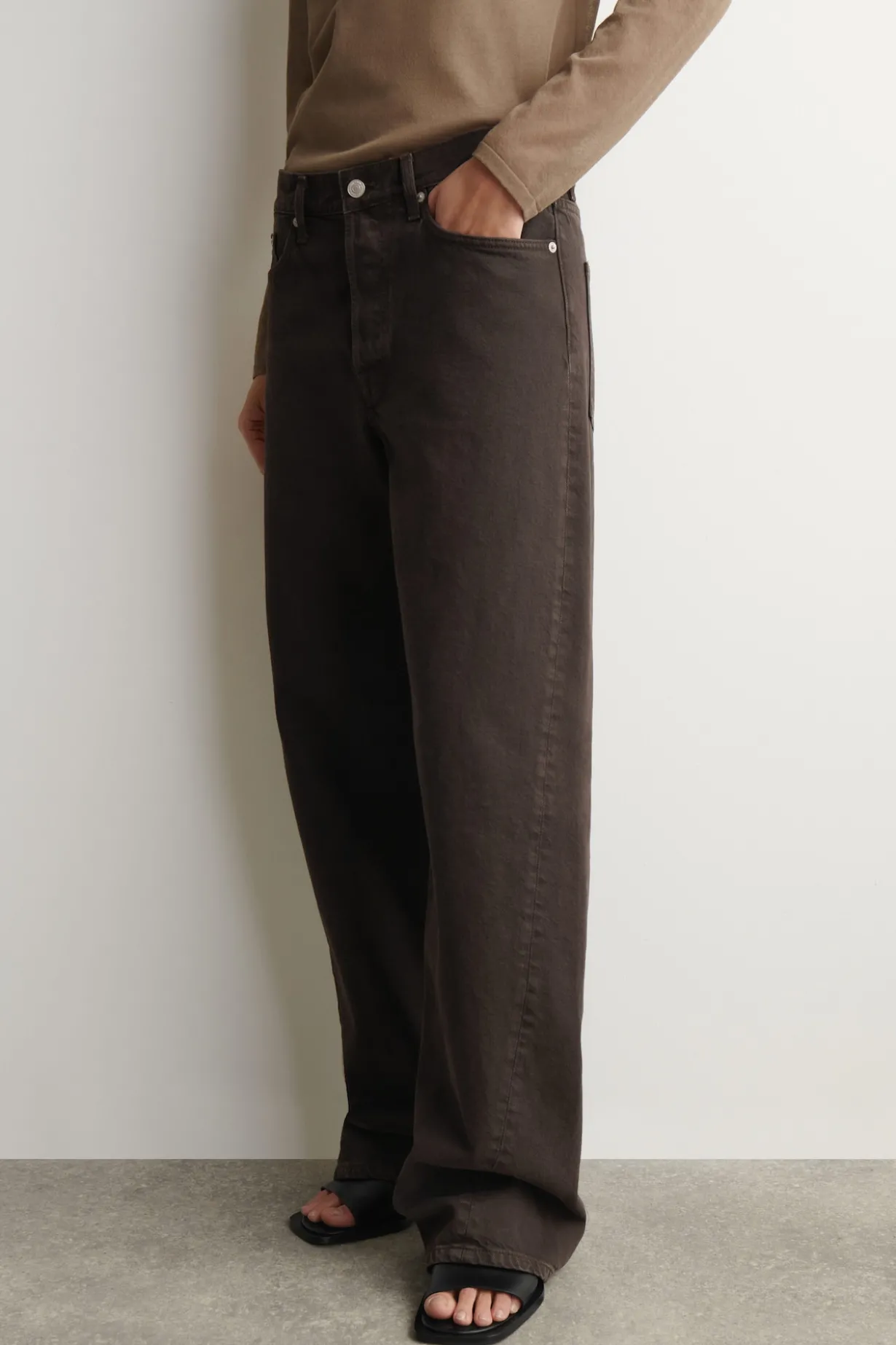 FACADE JEANS MIT GERADEM BEIN