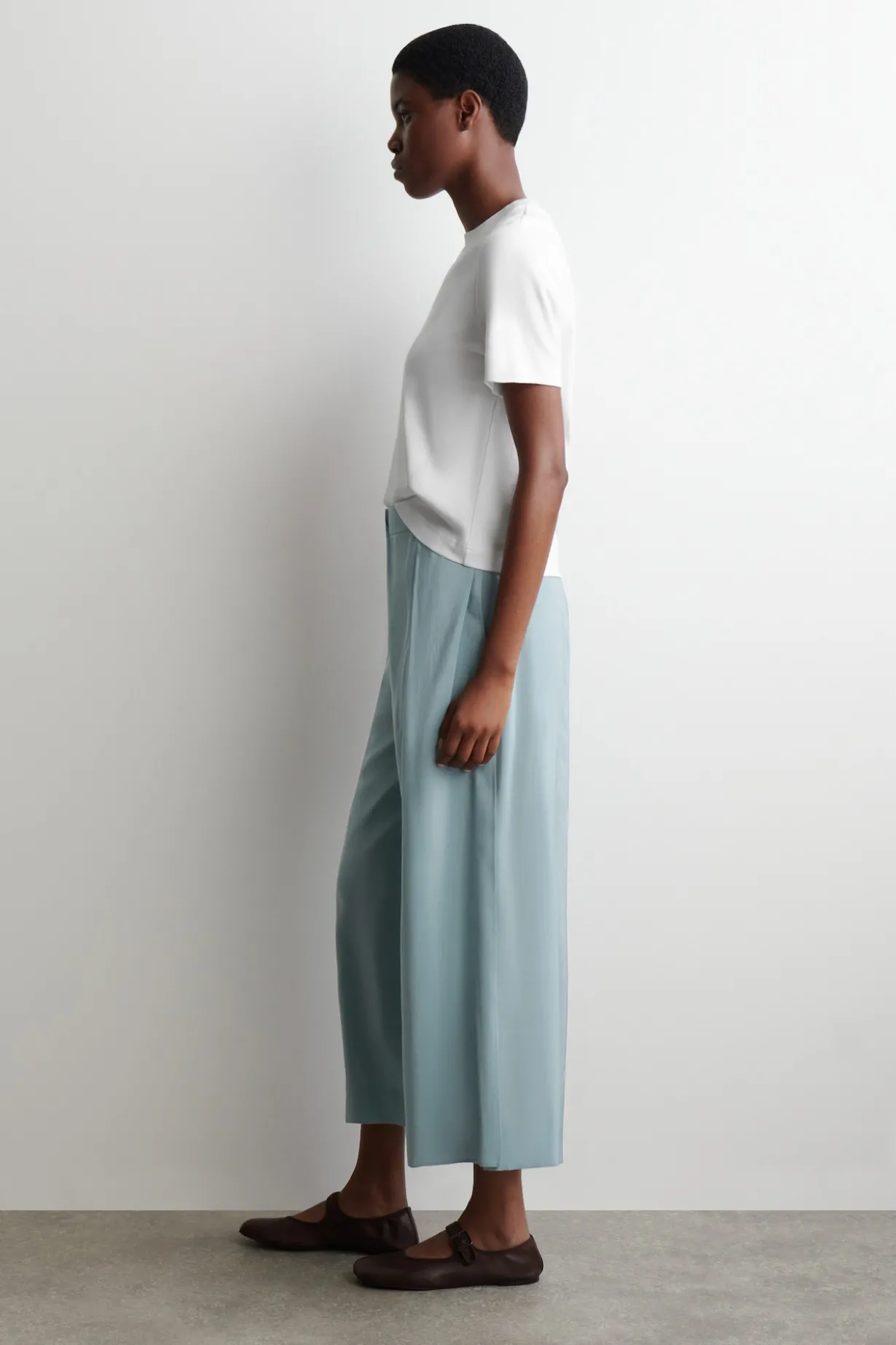 FLIEßENDE CULOTTES MIT FALTEN