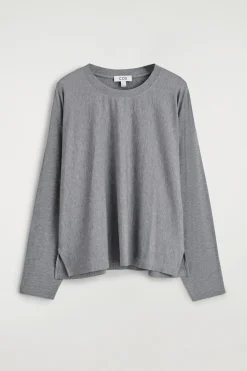 FLIESSENDES LANGARMSHIRT AUS JERSEY