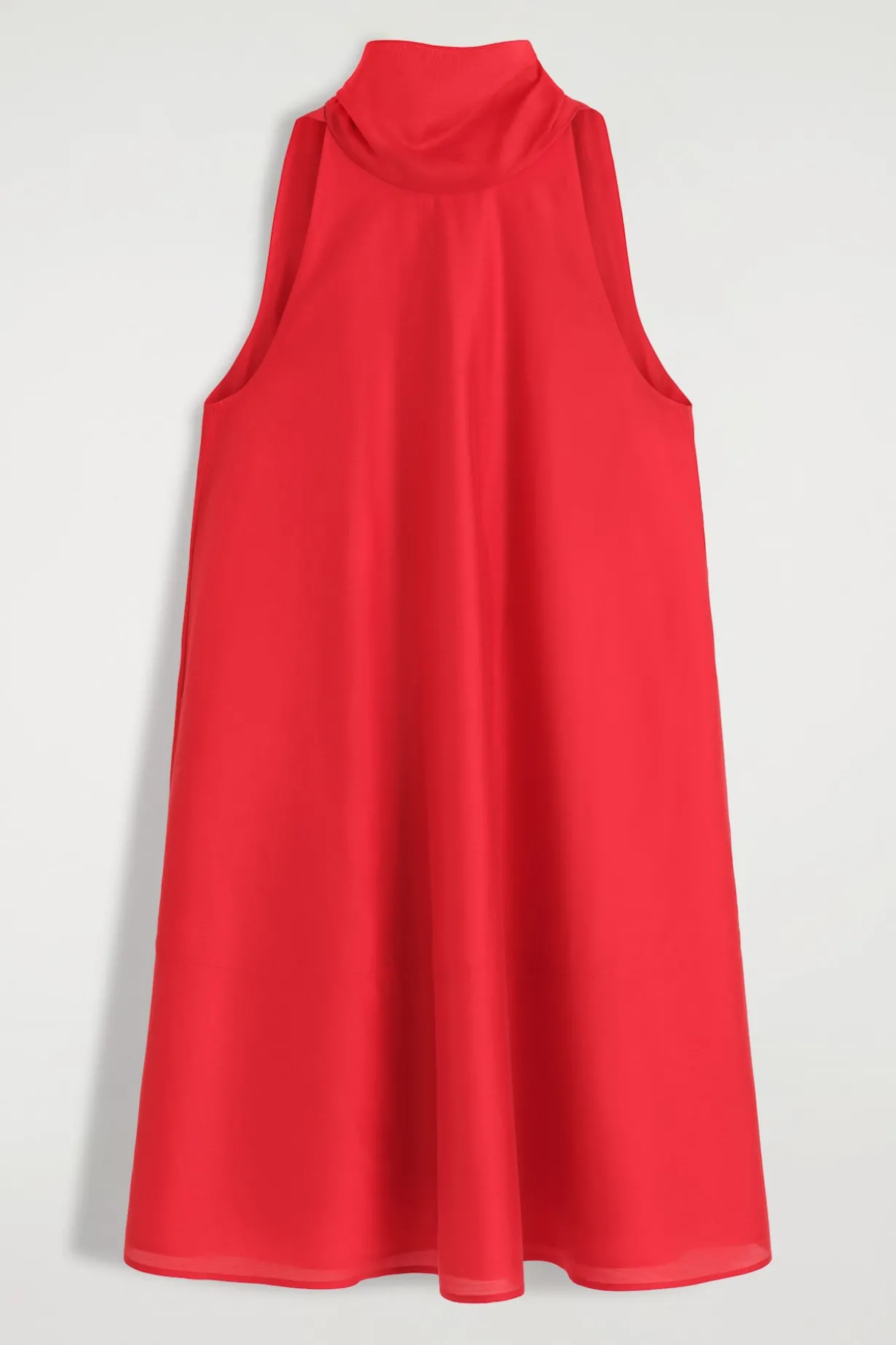 FLIESSENDES NECKHOLDER-KLEID IN MINILÄNGE