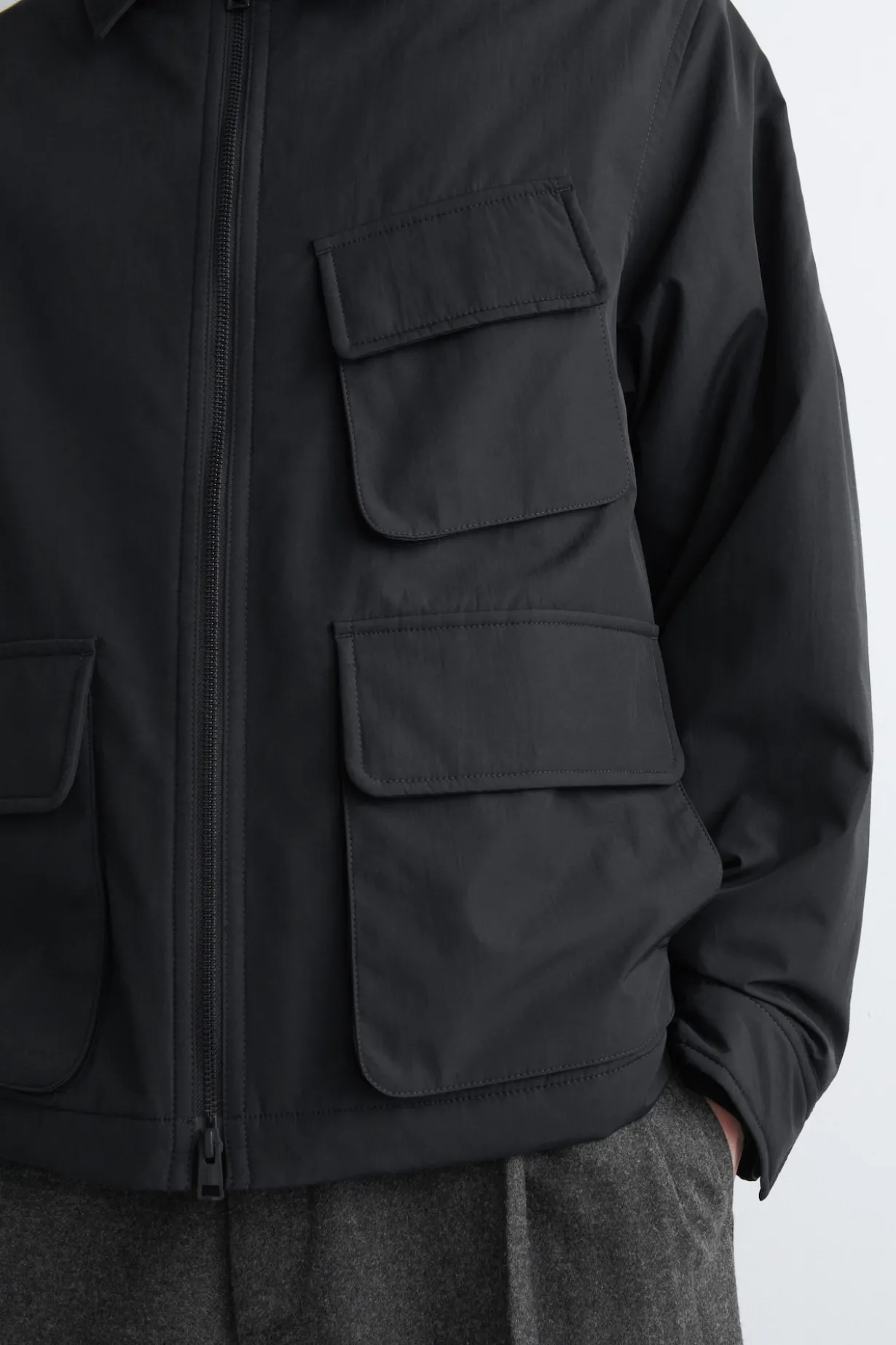 GEFÜTTERTE UTILITY-JACKE AUS NYLON