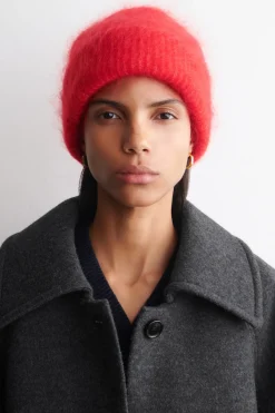 GERIPPTE BEANIE AUS MOHAIR