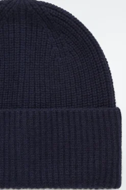 GERIPPTE BEANIE AUS WOLL-KASCHMIR-MIX
