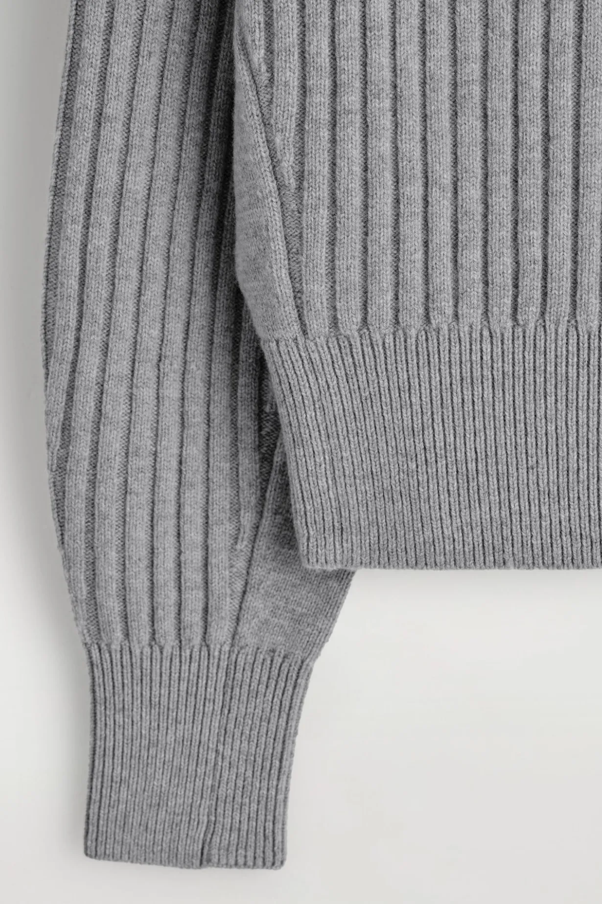 GERIPPTE JACKE AUS MERINOWOLLE