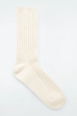 GERIPPTE KASCHMIRSOCKEN