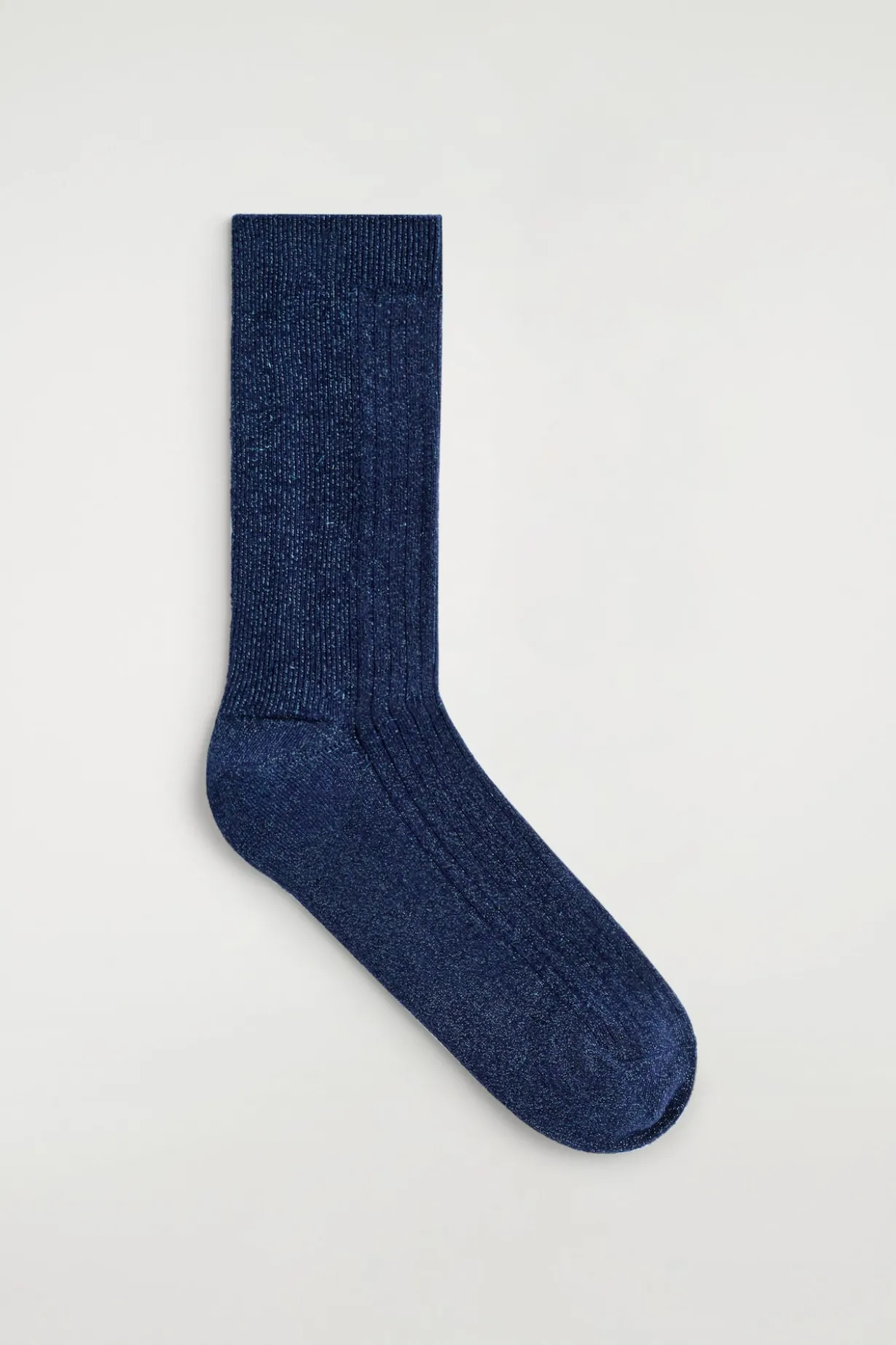 GERIPPTE SOCKEN AUS LUREX