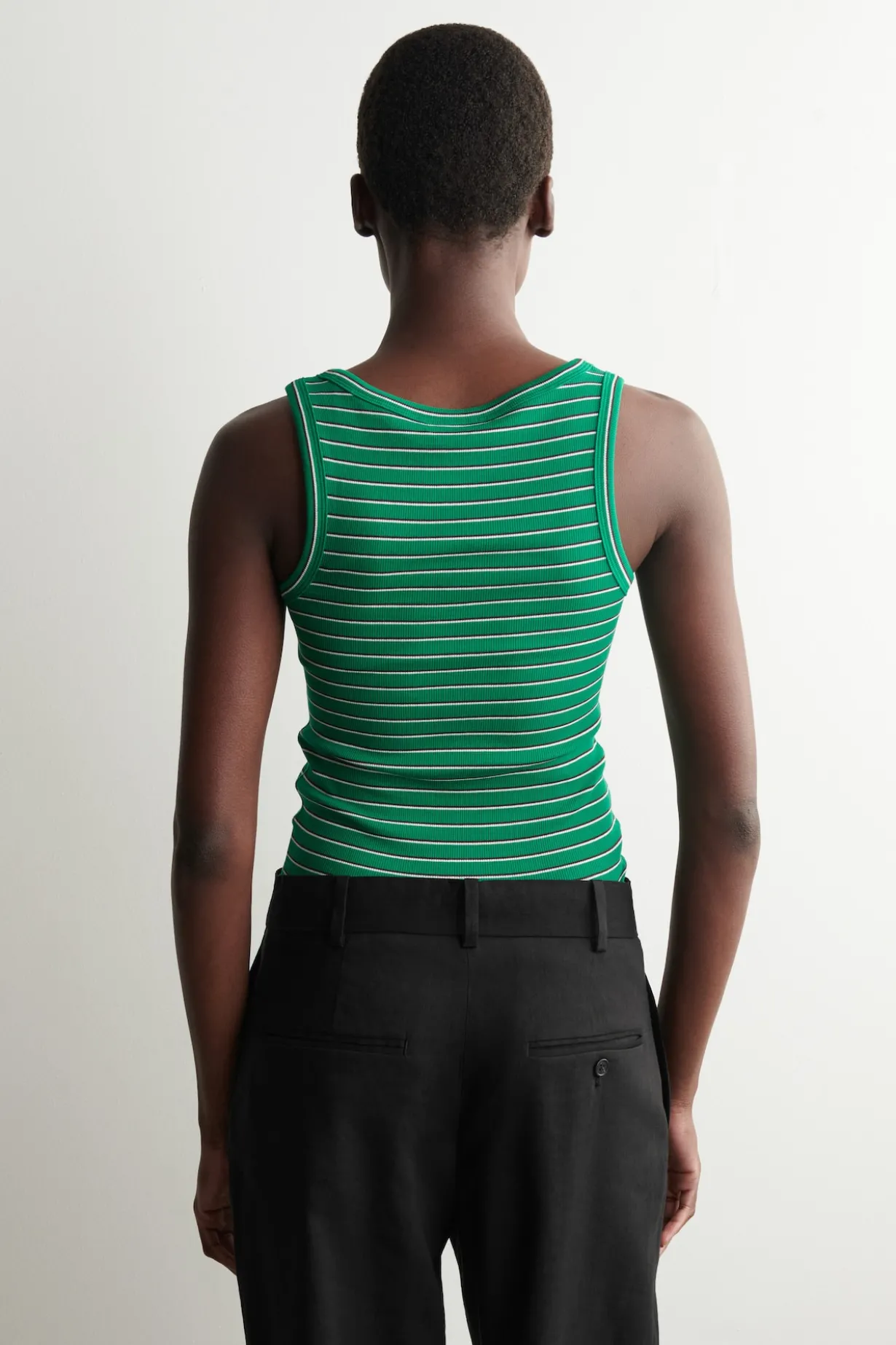 GERIPPTES TANKTOP AUS BAUMWOLLE