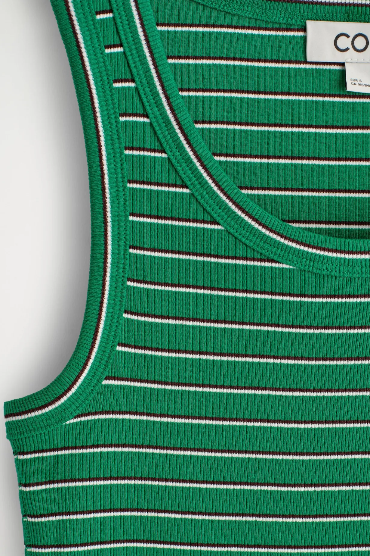 GERIPPTES TANKTOP AUS BAUMWOLLE