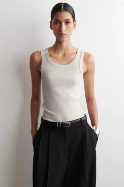 GERIPPTES TANKTOP AUS BAUMWOLLE
