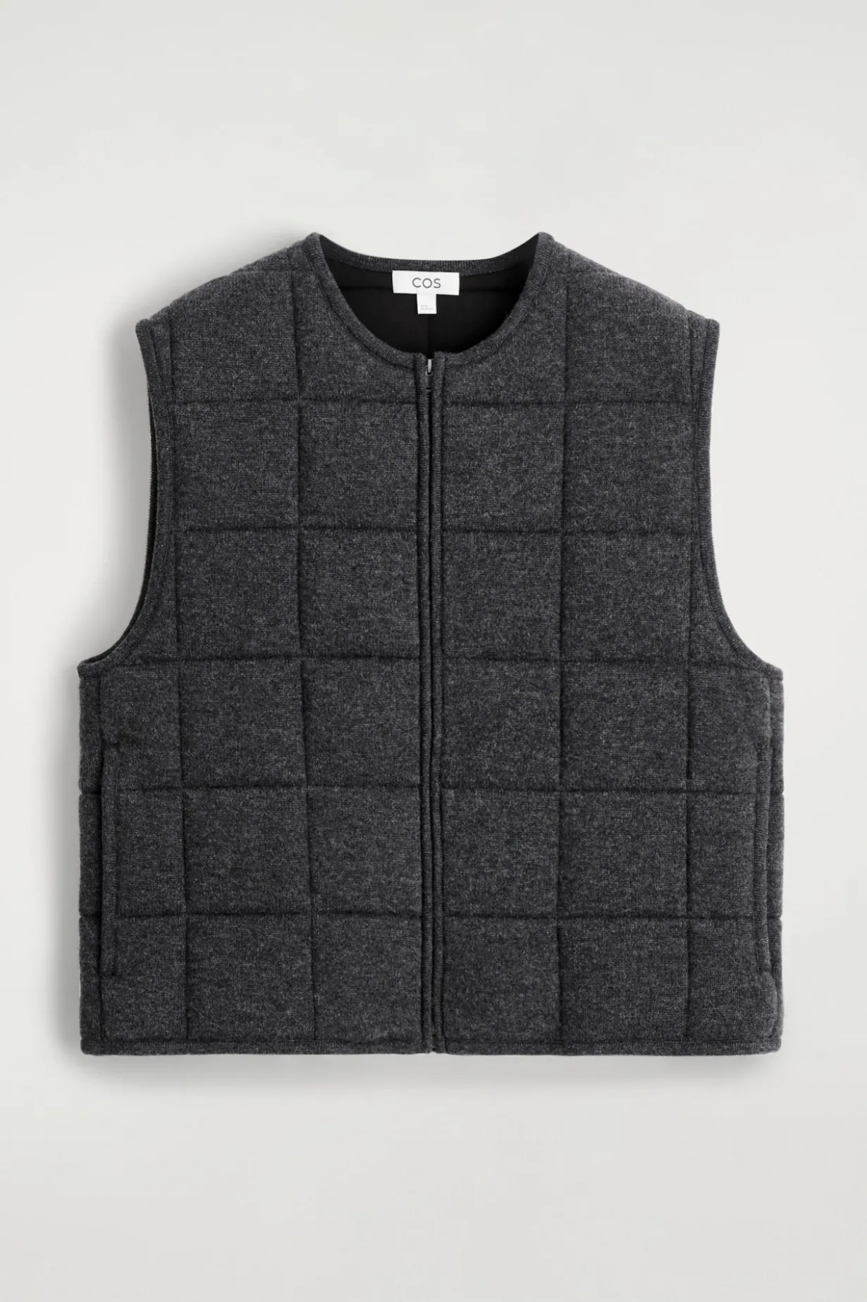 GESTEPPTE STRICKWESTE AUS MERINOWOLLE
