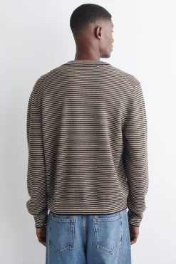 GESTREIFTE STRICKJACKE AUS MERINOWOLLE