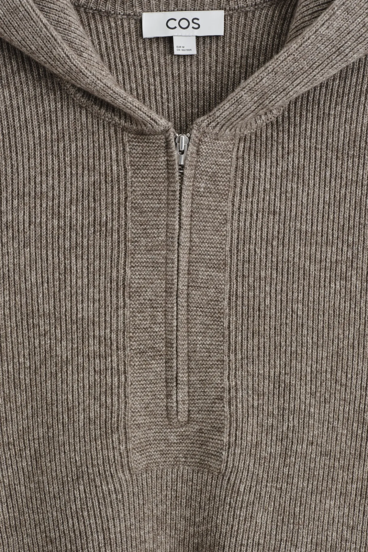 GESTRICKTER KAPUZENPULLOVER AUS MERINOWOLL-YAK-MIX