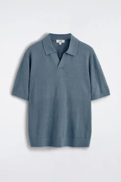 GESTRICKTES POLOSHIRT AUS LEINEN