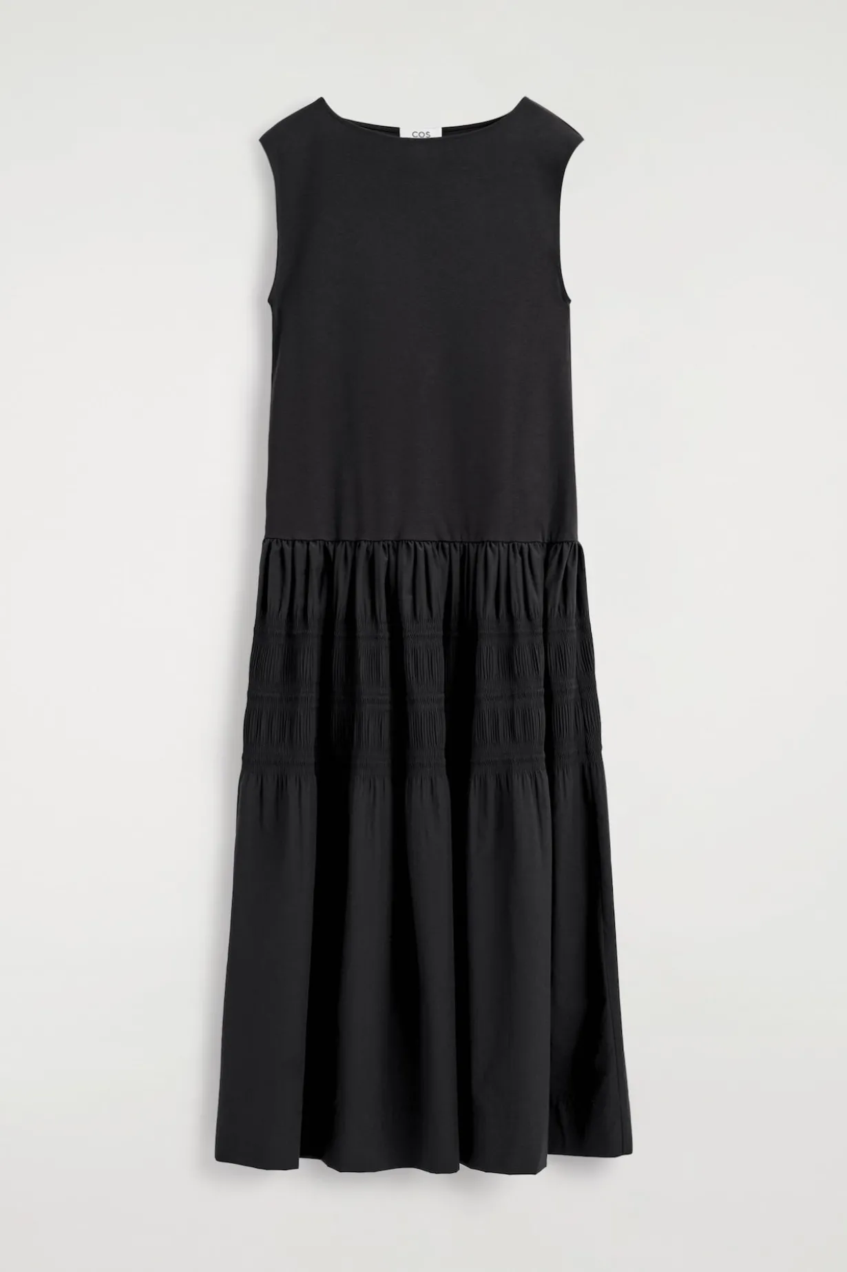 GESTUFTES MIDIKLEID MIT RAFFUNGEN