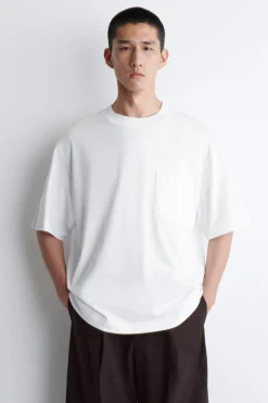 GEWICHTIGES OVERSIZED-T-SHIRT AUS BAUMWOLLE