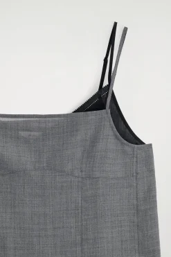 HALBTRANSPARENTES, MEHRLAGIGES MINIKLEID AUS WOLLE
