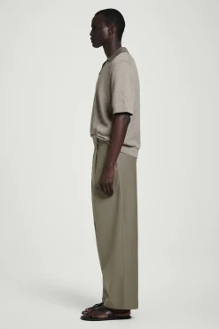 HOSE AUS BAUMWOLL-TWILL MIT WEITEM BEIN