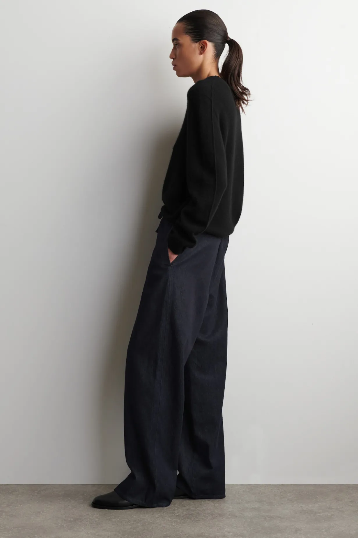 HOSE AUS DENIM MIT KORDELZUGBUND