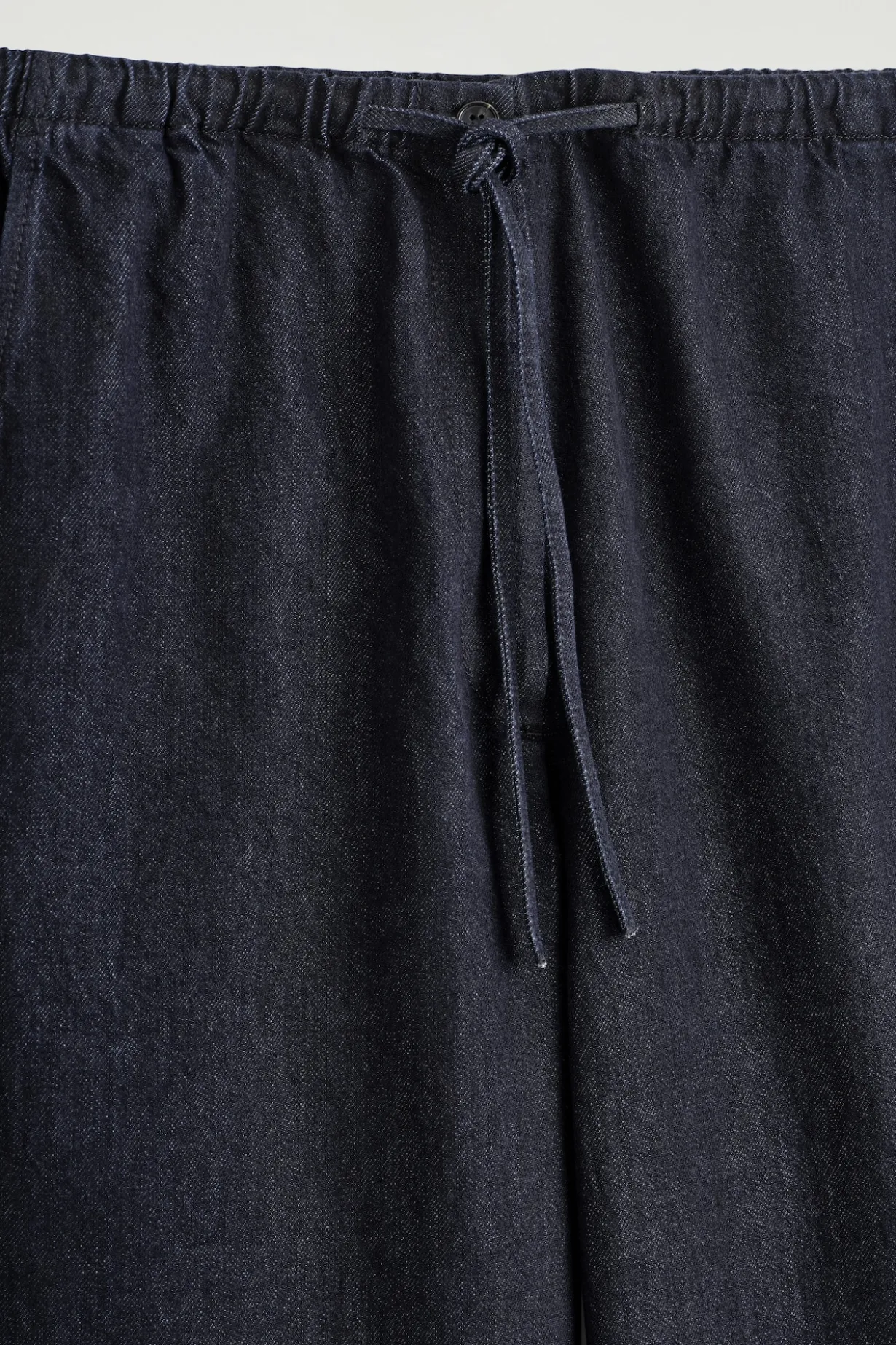 HOSE AUS DENIM MIT KORDELZUGBUND