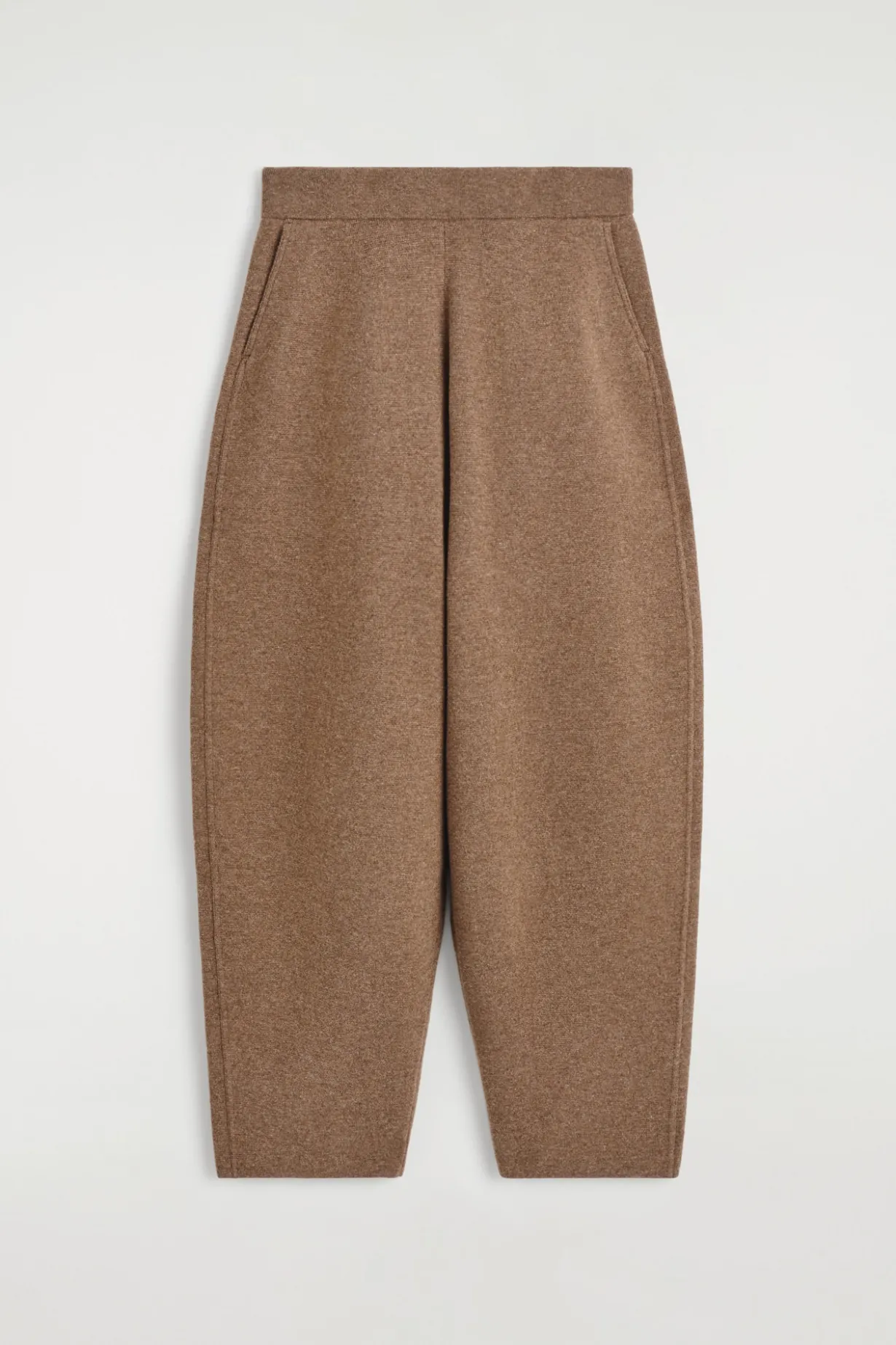 HOSE AUS MERINOWOLLE MIT BARREL-BEIN