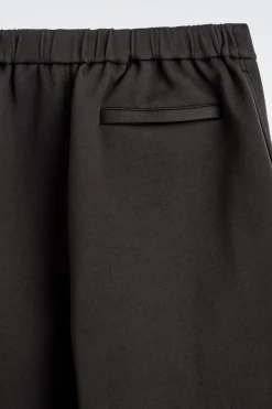 HOSE AUS SCUBA MIT GERADEM BEIN