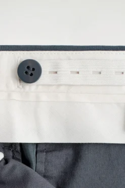 HOSE AUS SEIDE IN KNITTEROPTIK MIT GERADEM BEIN