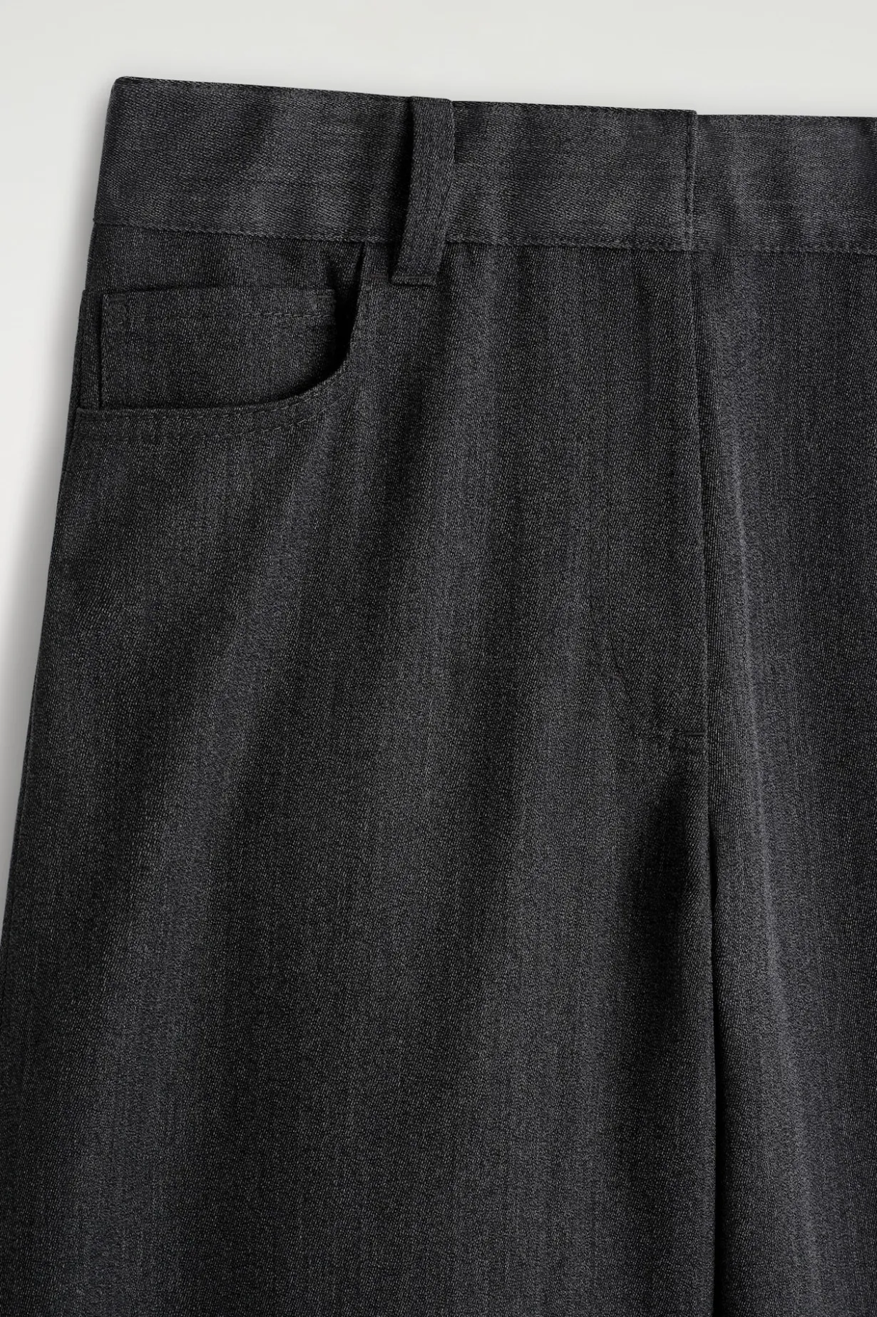 HOSE AUS WOLL-MIX MIT WEITEM BEIN