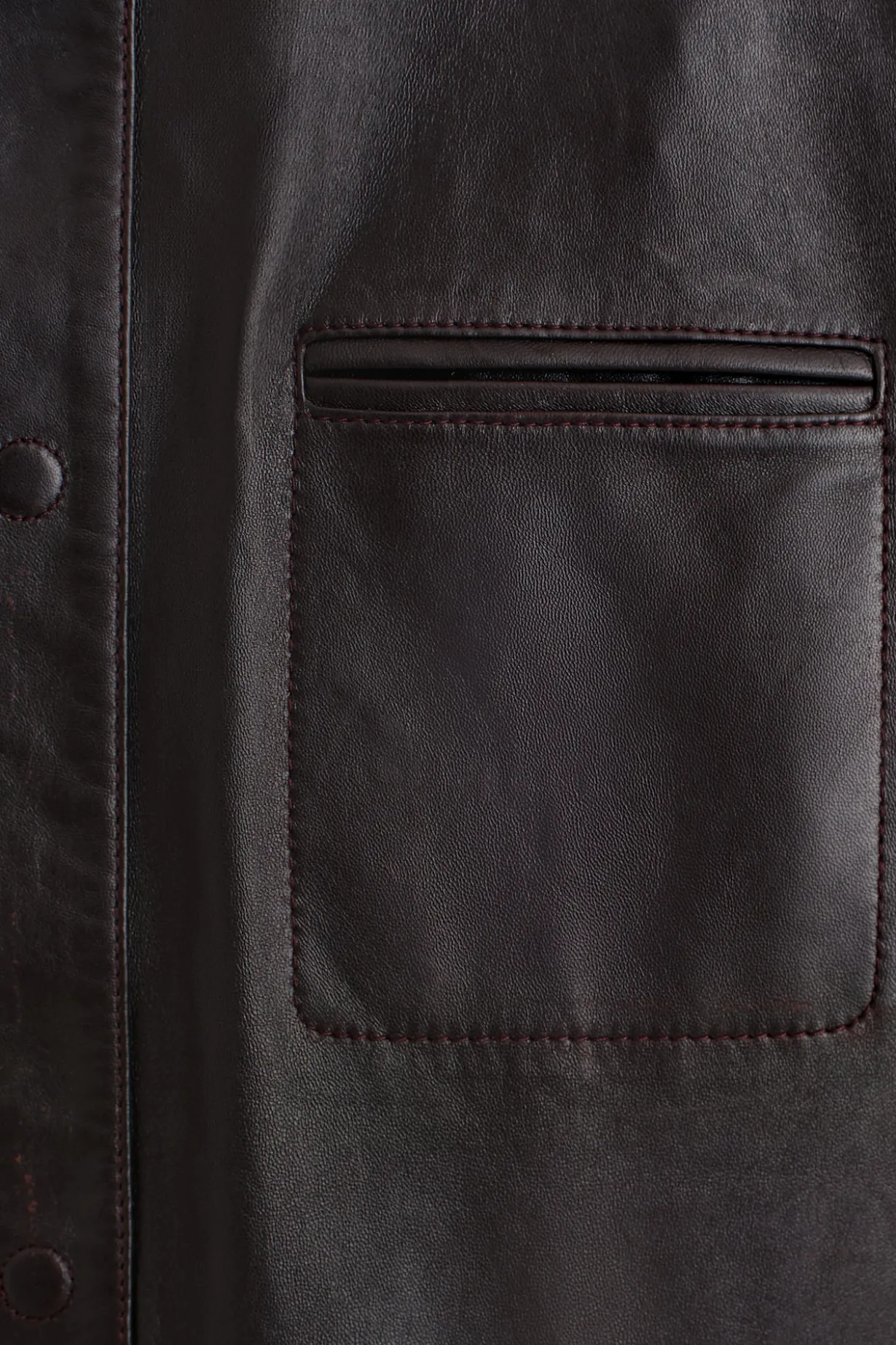 JACKE AUS BRÜNIERTEM NAPPALEDER