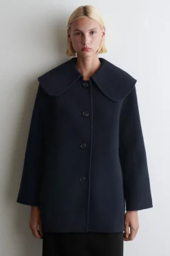 JACKE AUS DOUBLEFACE-WOLLE MIT KRAGEN