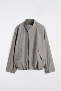 JACKE AUS FUNKTIONSNYLON
