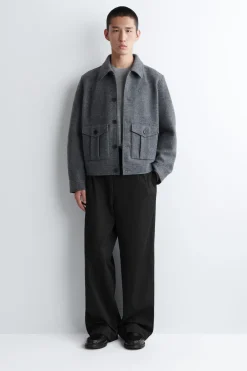 JACKE AUS GEKOCHTER WOLLE