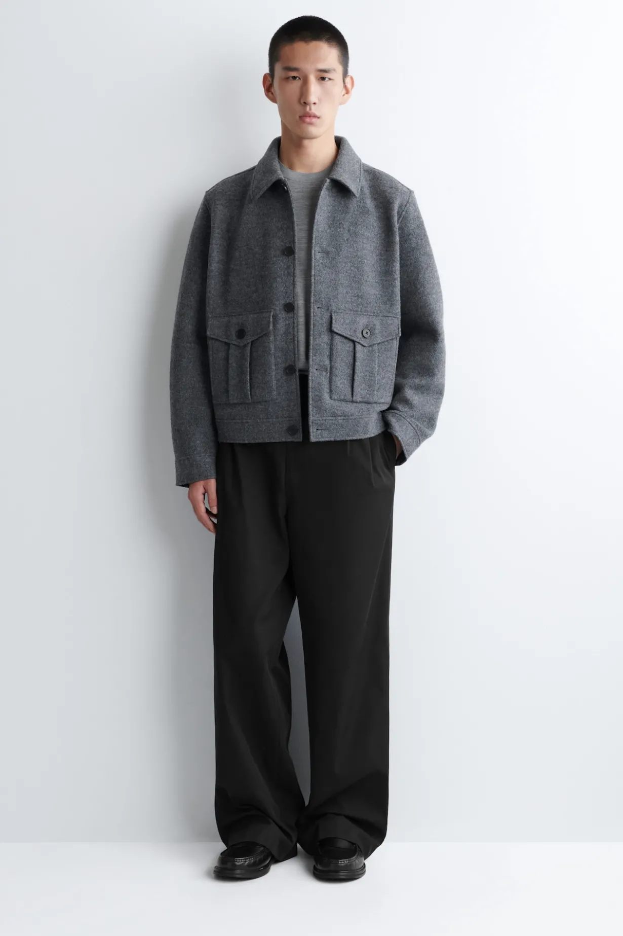 JACKE AUS GEKOCHTER WOLLE