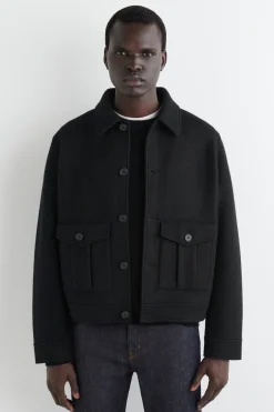 JACKE AUS GEKOCHTER WOLLE