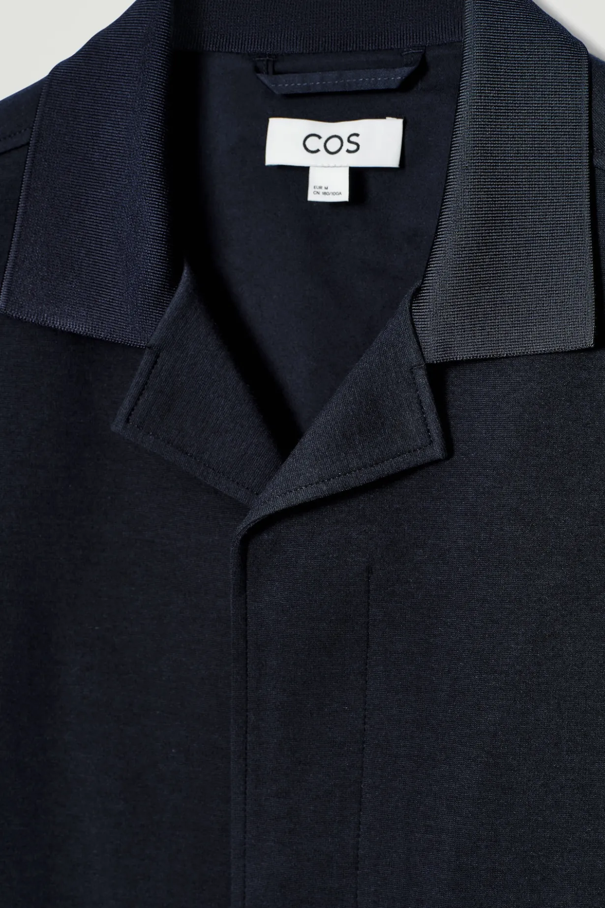 JACKE AUS INTERLOCK-BAUMWOLLJERSEY MIT KRAGEN