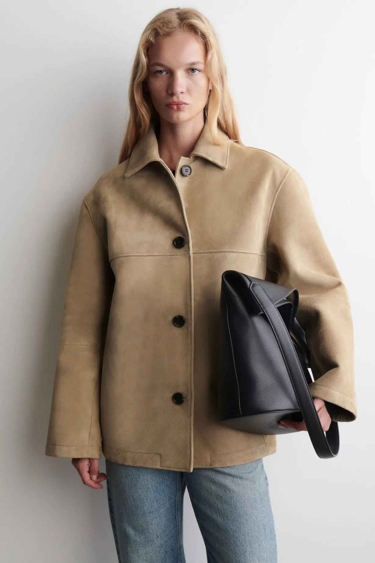 JACKE AUS VELOURSLEDER MIT KRAGEN
