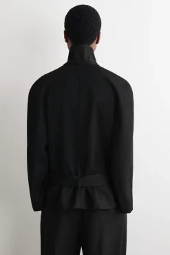 JACKE AUS WOLL-MIX MIT SCHALKRAGEN UND GÜRTEL