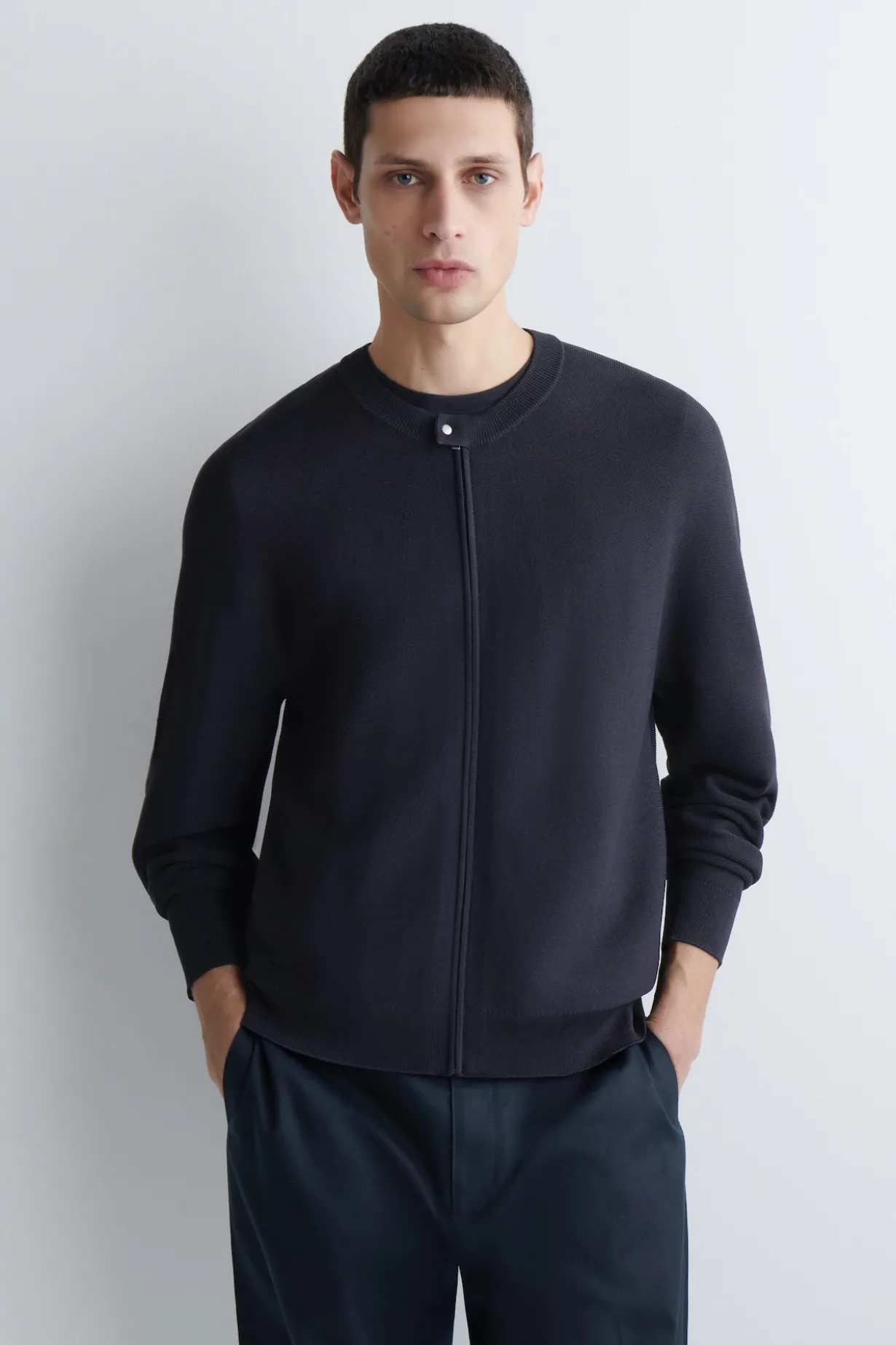 JACKE MIT RACER-AUSSCHNITT