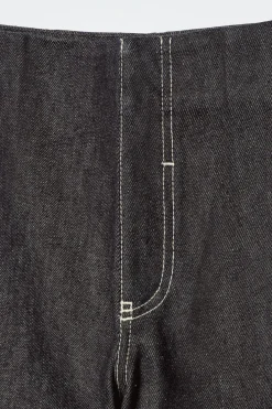 JEANS AUS DENIM MIT BARREL-BEIN