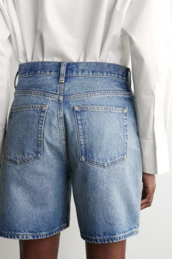 JEANSSHORTS MIT HOHEM BUND