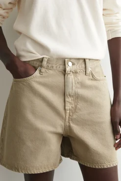 JEANSSHORTS MIT HOHEM BUND